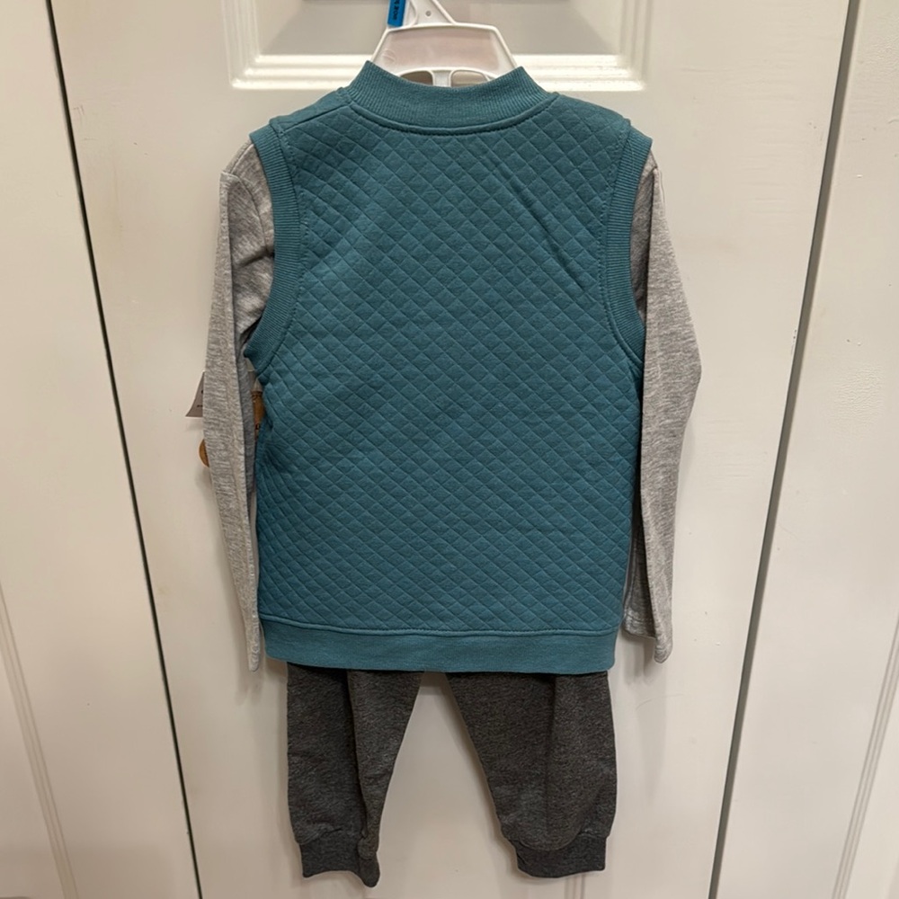 🦖 NWT Teal & Gray Quilted Dino Vest Outfit Set - Picture 2 of 8